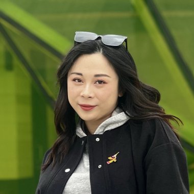 Linh N. - Freelance Designer