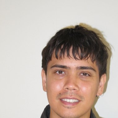 Mikael D. - Freelance Graphic Designer