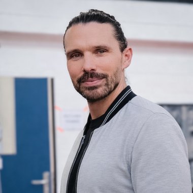 CÉDRIC B. - Freelance Screenwriter