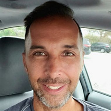 Emoesgaard - Freelance Graphic Designer