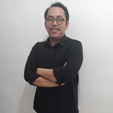 Rahmatul F. - Freelance Graphic Designer