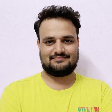 Nikhil P. - Freelance Developer