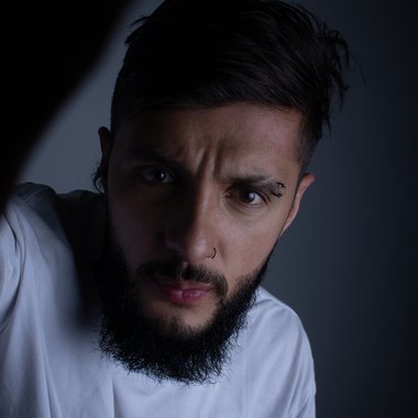 SIMÓN E. - Freelance Creative Director