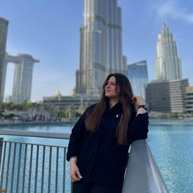 Emily10 - Freelance Assistant Editor