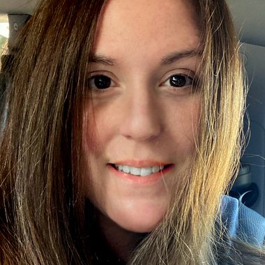 Melanie D. - Freelance Graphic Designer