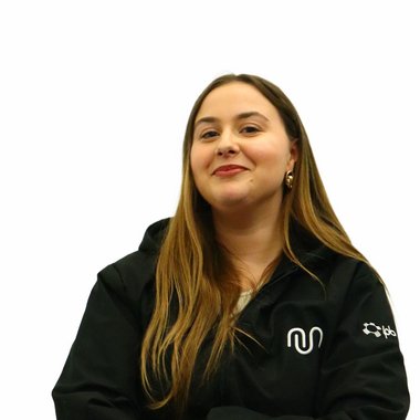 Lara S. - Freelance Video Editor