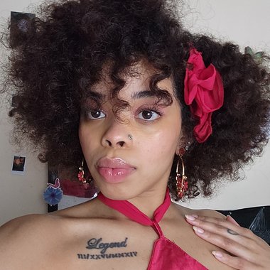 Doll L. - Freelance Content Creator