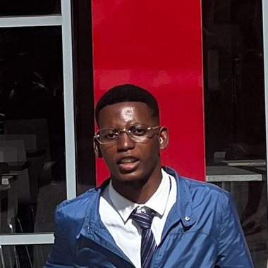 Olowonishaye S. - Freelance Front End Developer