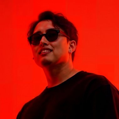 Justin F. - Freelance Motion Graphic Designer