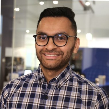 Dilen S. - Freelance Developer