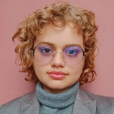 Alba C. - Freelance Voiceover Artist