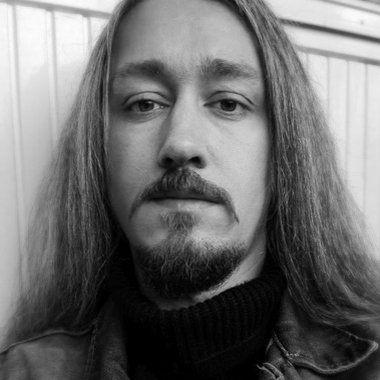 Peter T. - Freelance Brand Designer