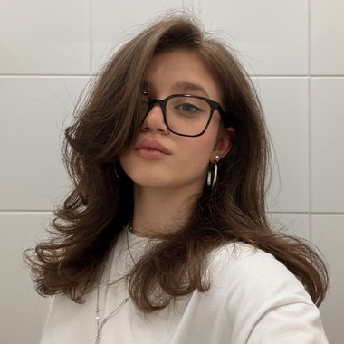 Sofia K. - Freelance Product Designer
