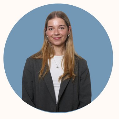 Siobhan B. - Freelance Social Media Freelancer