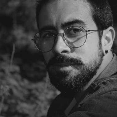 Alejandro O. - Freelance Designer