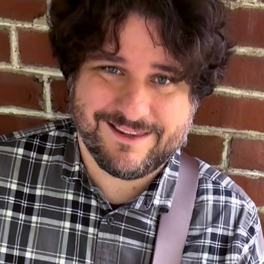 Elliott C. - Freelance Designer