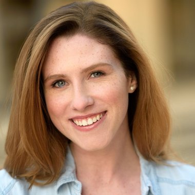 Christina J. - Freelance Content Creator