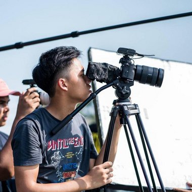 Darius W. - Freelance Video Editor
