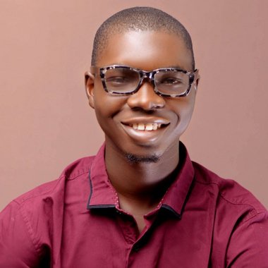Bakky F. - Freelance Packaging Designer