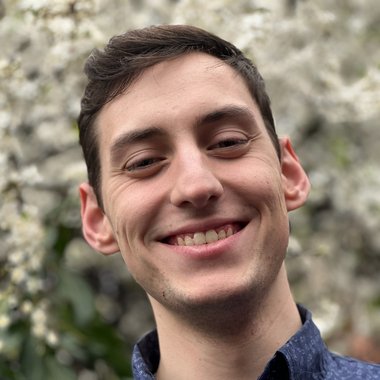 Thomas L. - Freelance Dancer