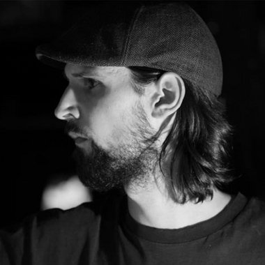 Dániel L. - Freelance Graphic Designer