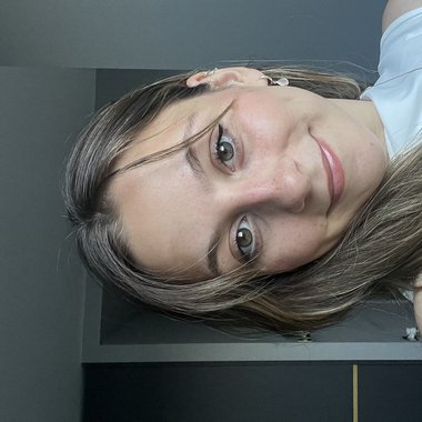 Marta O. - Freelance Brand Strategist