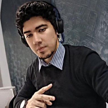 Enzo S. - Freelance Film Producer