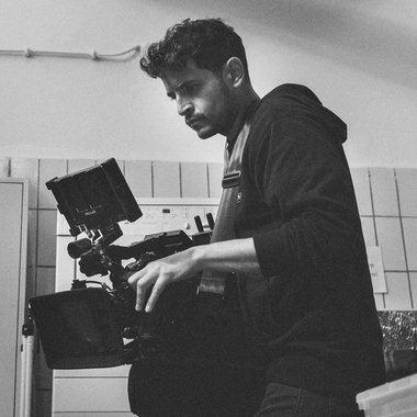 José V. - Freelance Camera Operator