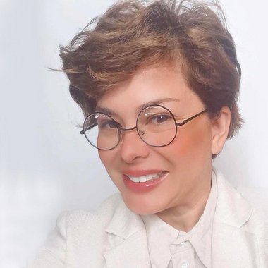 Maria H. - Freelance Artworker