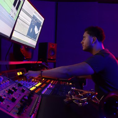 Alfonso G. - Freelance Audio Mixer