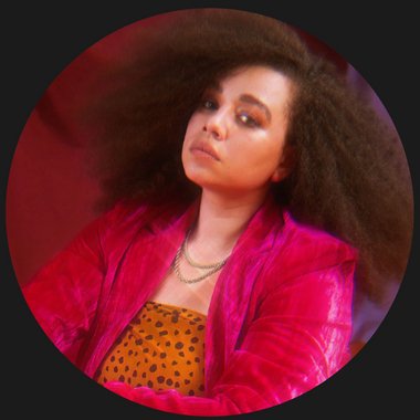 Paloma C. - Freelance Graphic Designer