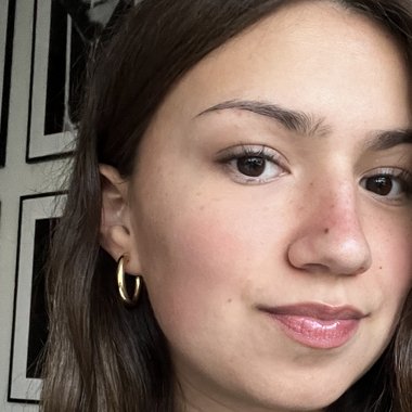 Fernanda R. - Freelance Influencer Marketing Manager