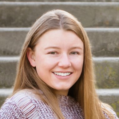 Emily K. - Freelance Content Creator