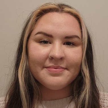 Alyssa E. - Freelance Graphic Designer