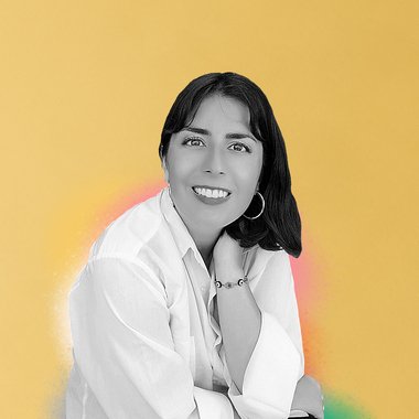 Euge P. - Freelance Presentation Designer