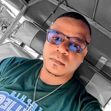 Nicky R. - Freelance Web Developer