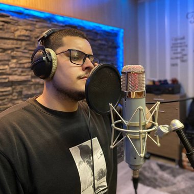 Leonsio E. - Freelance Music Producer