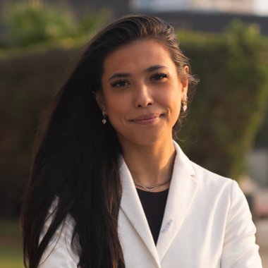 Flore C. - Freelance Brand Designer