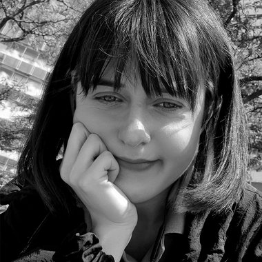 Irena J. - Freelance Front End Developer