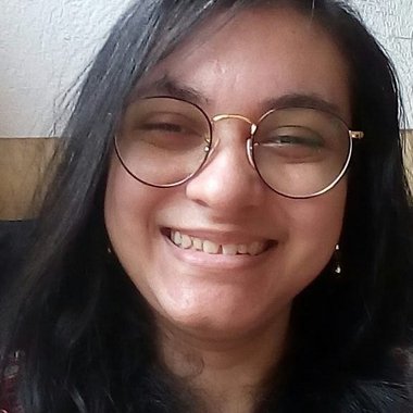 AnA c. - Freelance Graphic Designer