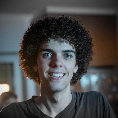 Leonor S. - Freelance Mixing Engineer