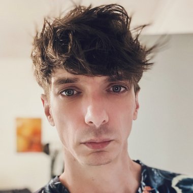 David V. - Freelance Web Designer