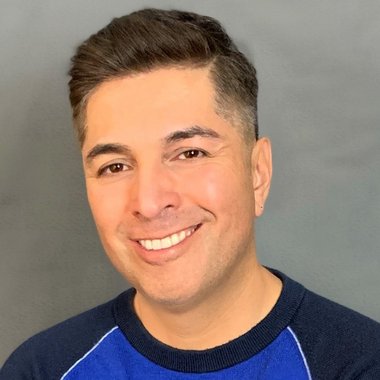 Victor D. - Freelance Content Creator