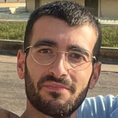 Luis C. - Freelance Web Developer
