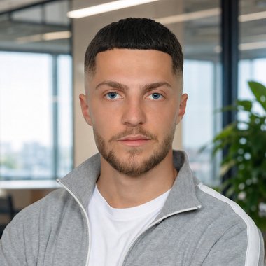 Ermal K. - Freelance Web Developer
