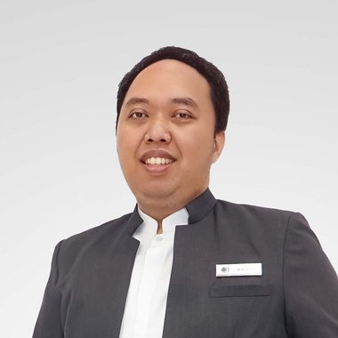 Aden K. - Freelance Videographer