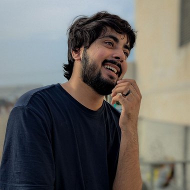 Hassan N. - Freelance Ui Designer