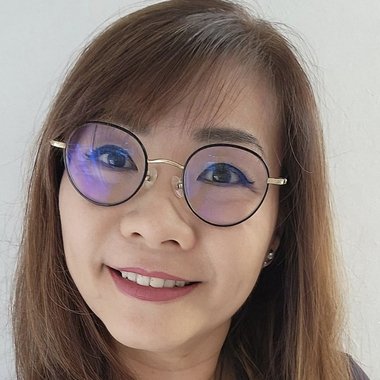 Ivy C. - Freelance Content Strategist