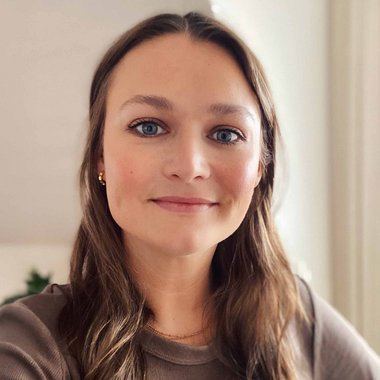 fredrikadurietz - Freelance Graphic Designer