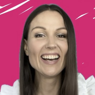 Kristine S. - Freelance Videographer